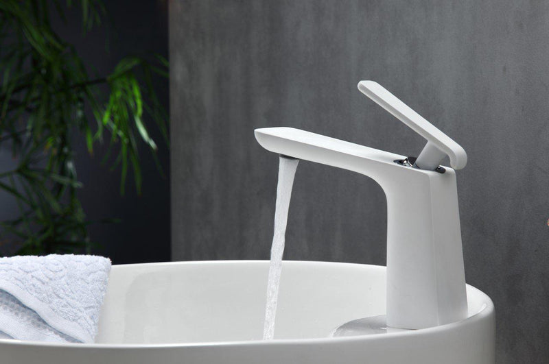 KubeBath Aqua Adatto Single Lever Faucet - Chrome and White, AFB1639WH