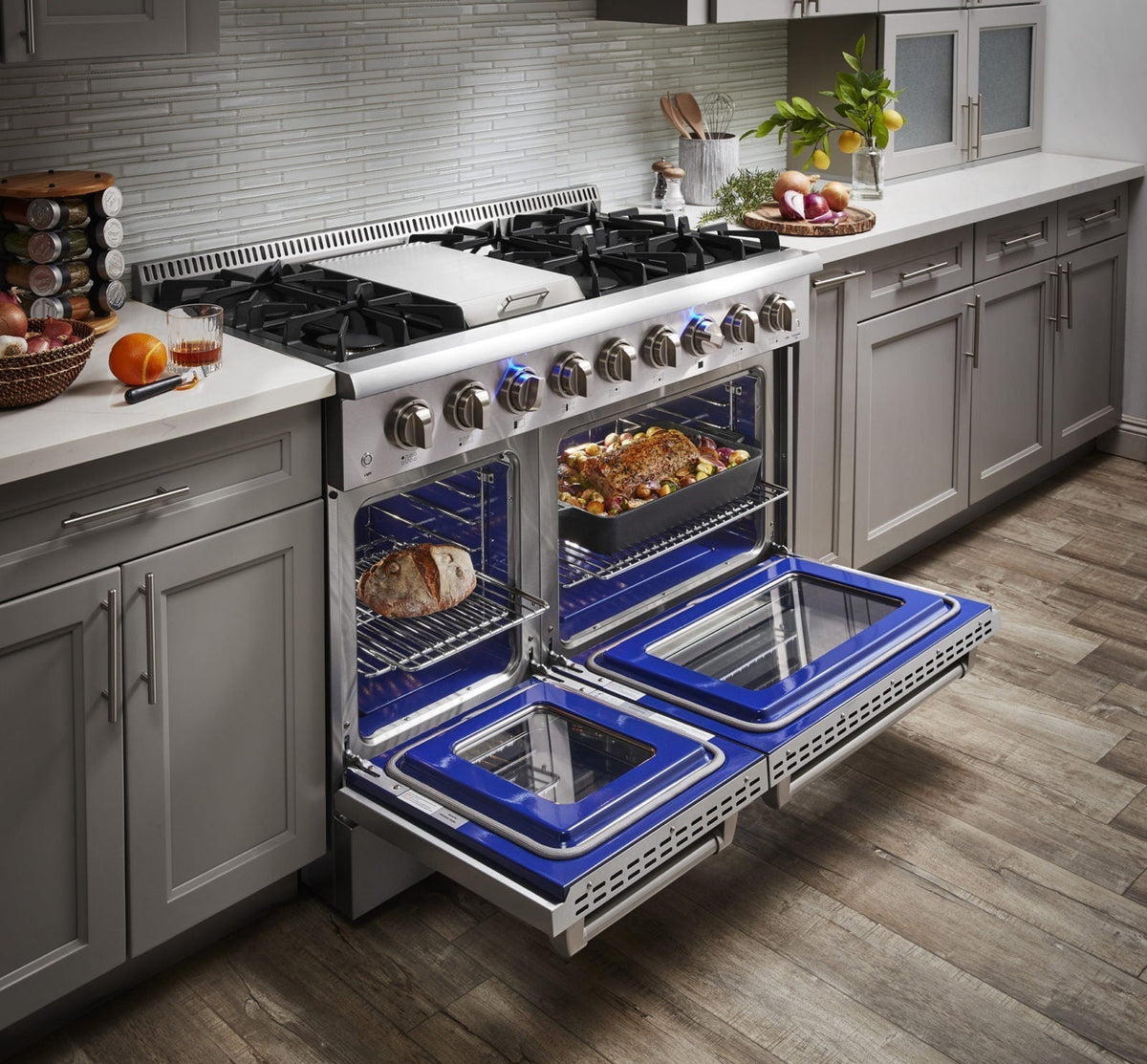 Thor Kitchen 48-Inch 6.7 cu. ft. Professional Gas Range in Stainless Steel with Double Oven HRG4808U