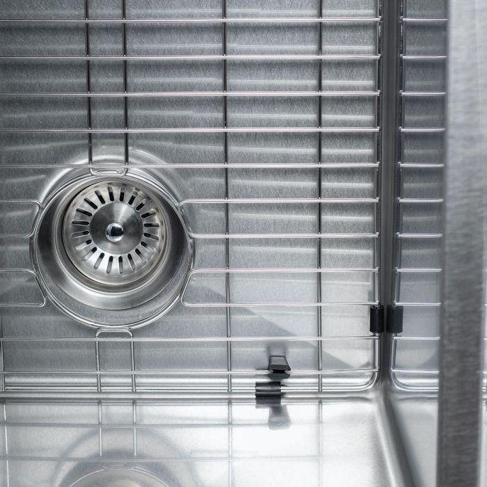 ZLINE 33-Inch Meribel Undermount Single Bowl Fingerprint Resistant Stainless Steel Kitchen Sink with Bottom Grid (SRS-33S)