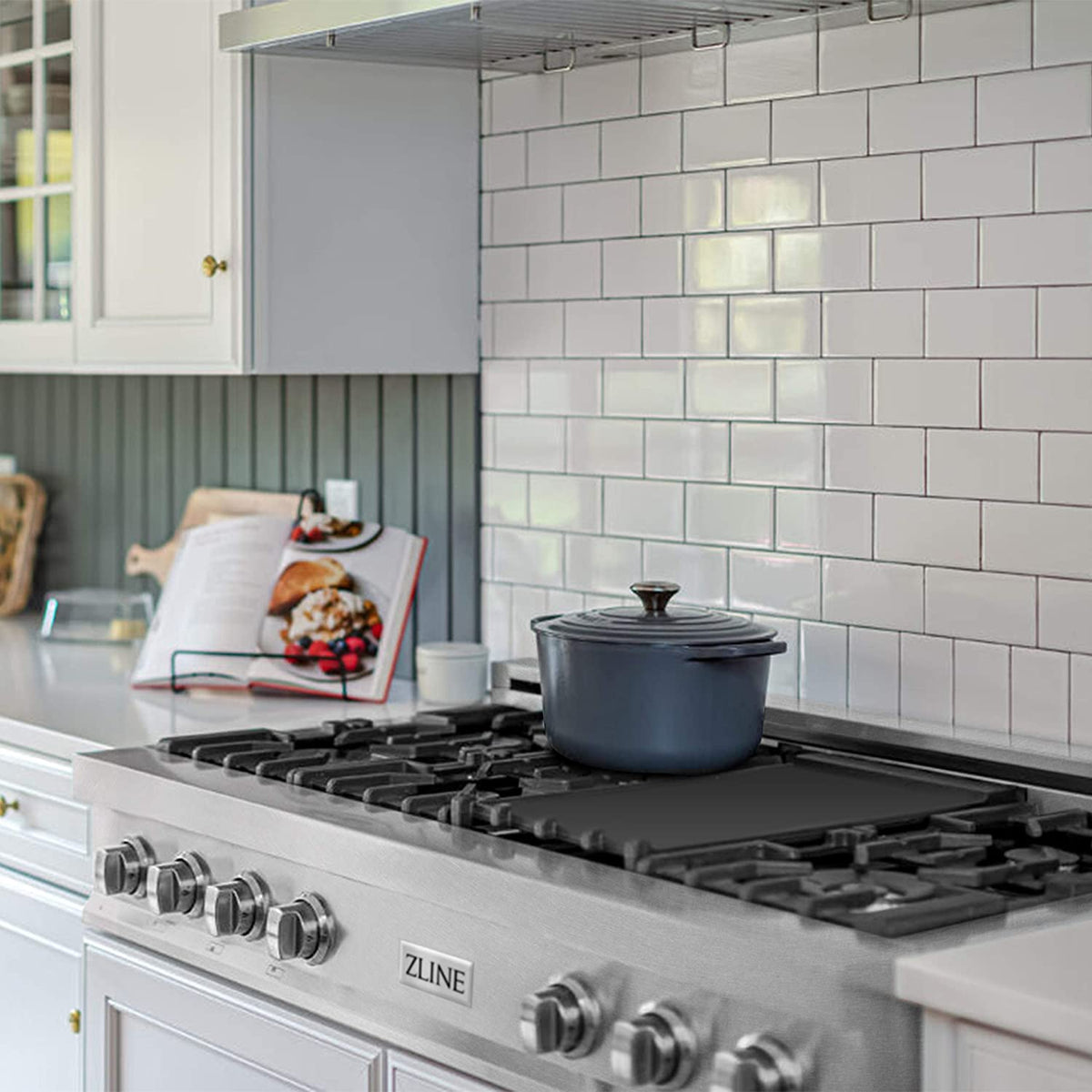 ZLINE 48" Porcelain Rangetop in DuraSnow Stainless Steel with 7 Gas Burners - RTS-48