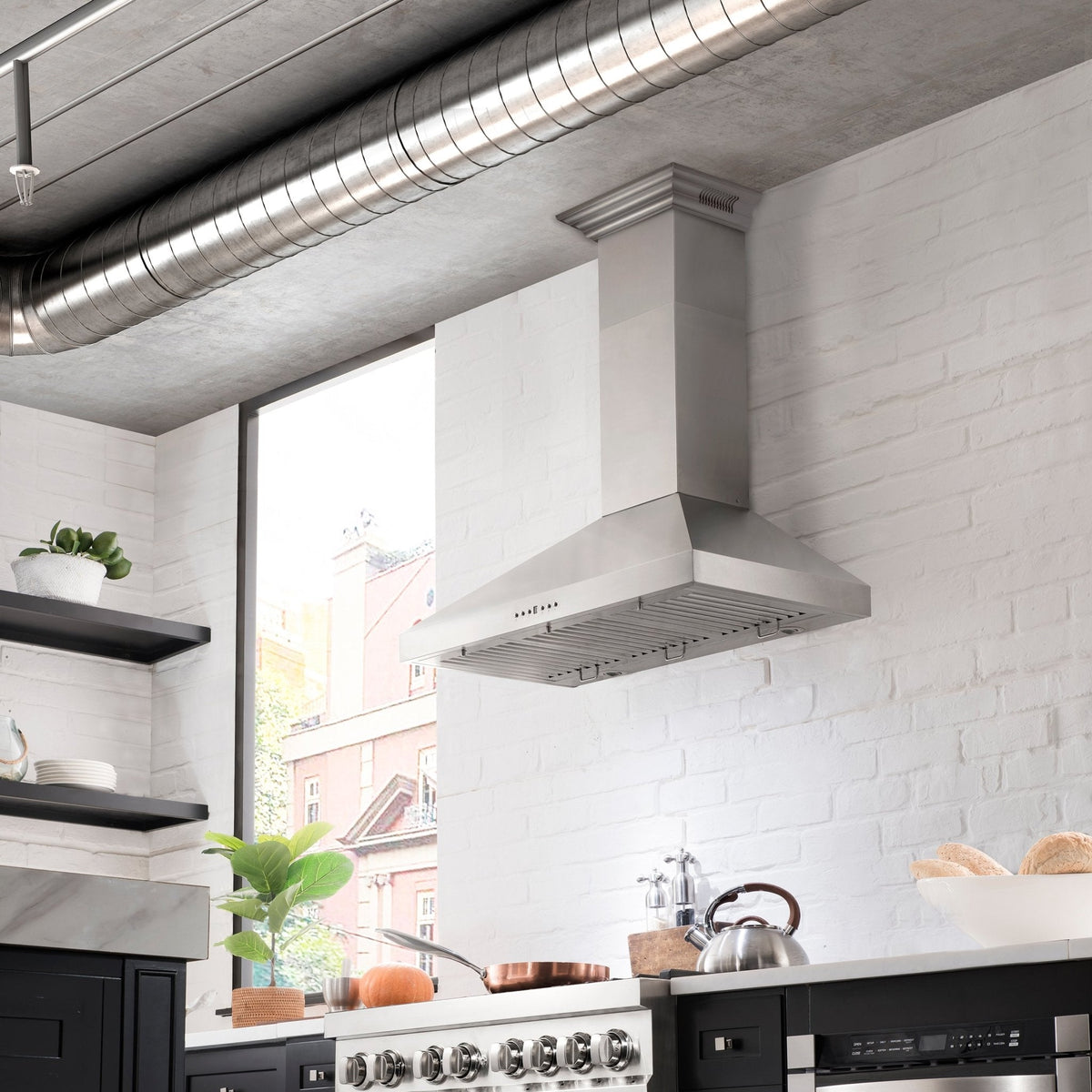 ZLINE Wall Mount Range Hood in Stainless Steel with Built-in CrownSound Bluetooth Speakers - KL3CRN-BT