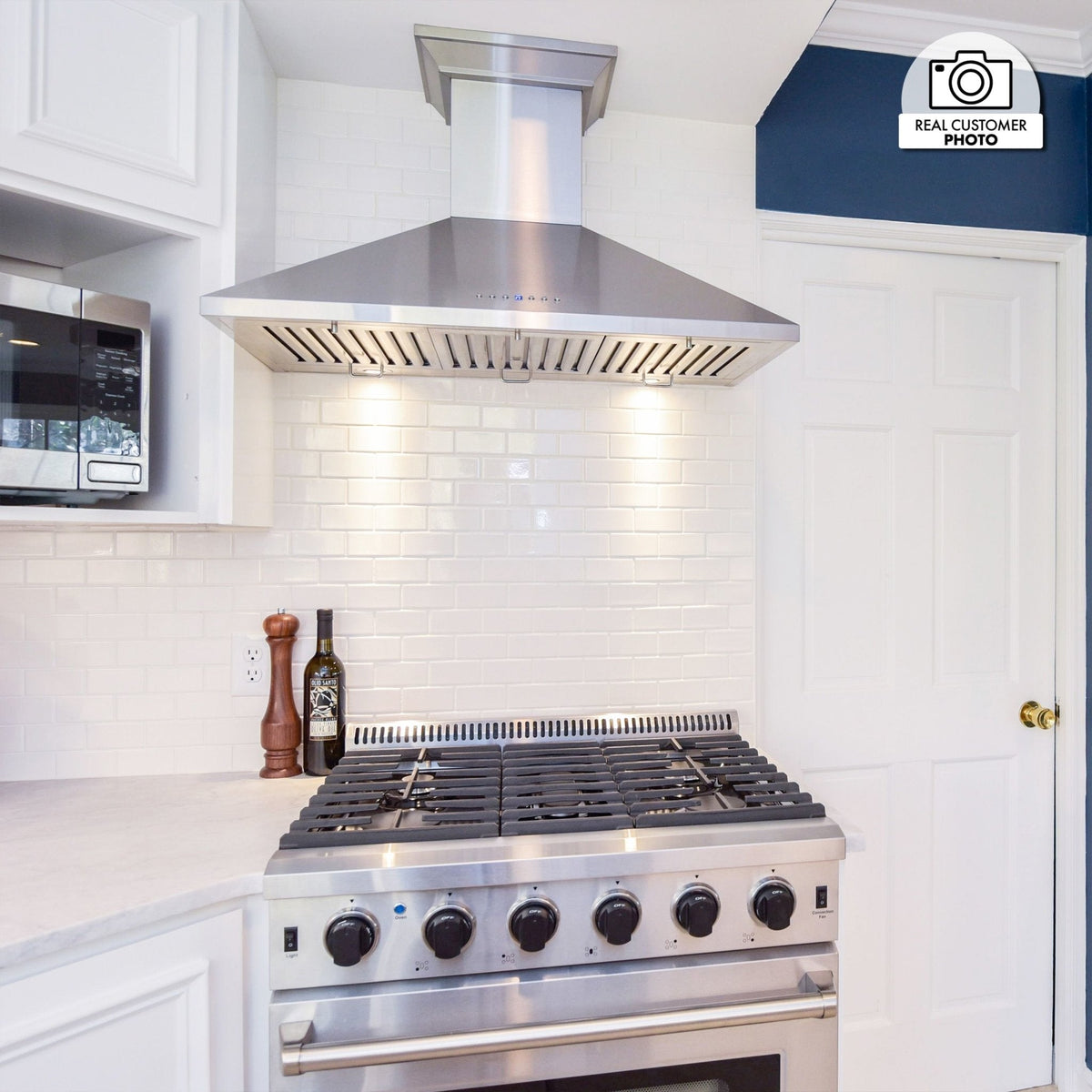 ZLINE Wall Mount Range Hood in Stainless Steel with Crown Molding - KL2CRN