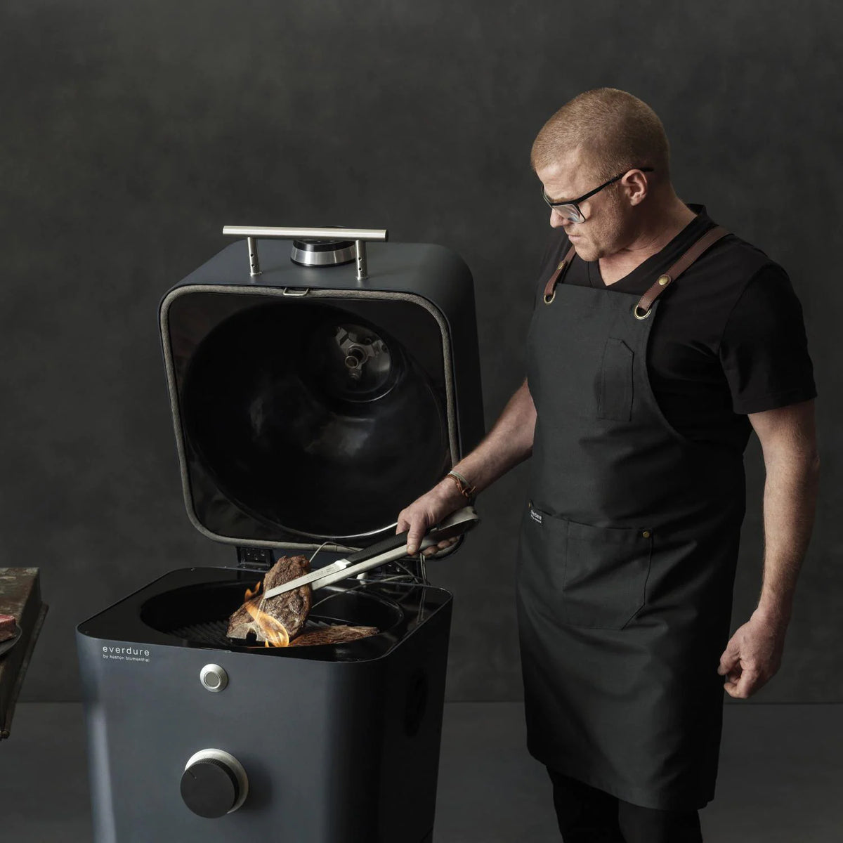 Everdure By Heston Blumenthal 4K 21-Inch Charcoal Grill & Smoker